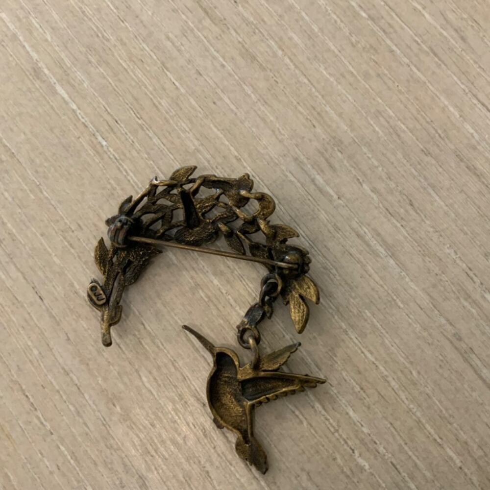 JJ signed Hummingbird Brooch - Picture 2 of 2